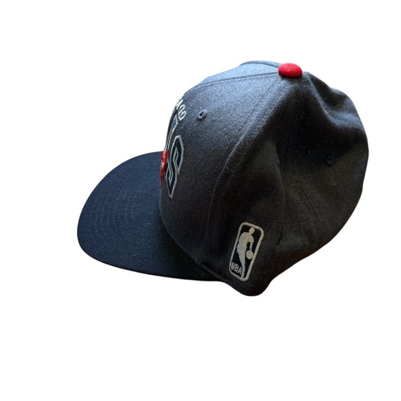 Chicago Bulls NBA Wool Blend SnapBack Gray Mitchell & Ness Hardwood Classics Hat - Picture 2 of 11